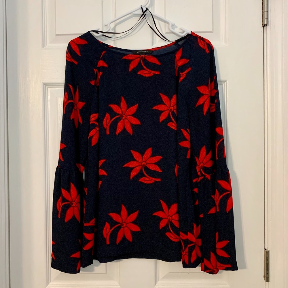 Banana Republic sheer blouse, sz small - Picture 3 of 6
